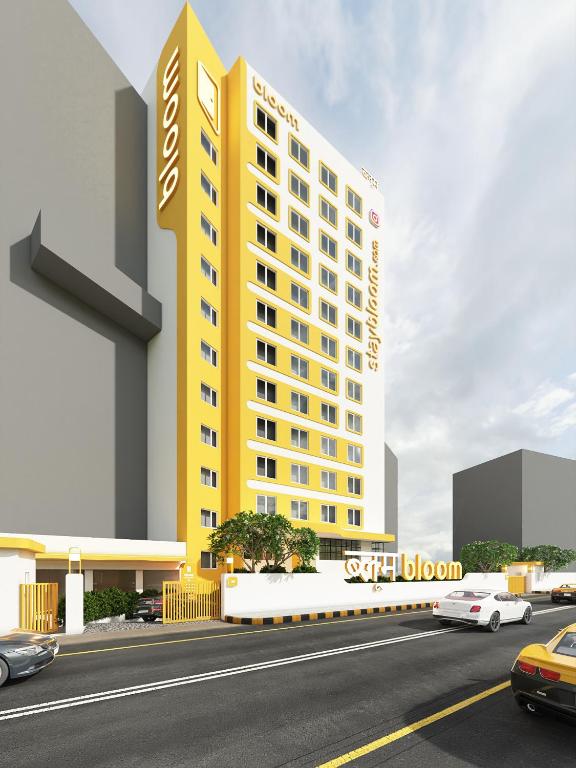 Bloom Hub Weh Andheri,Andheri East, Mumbai,4 star